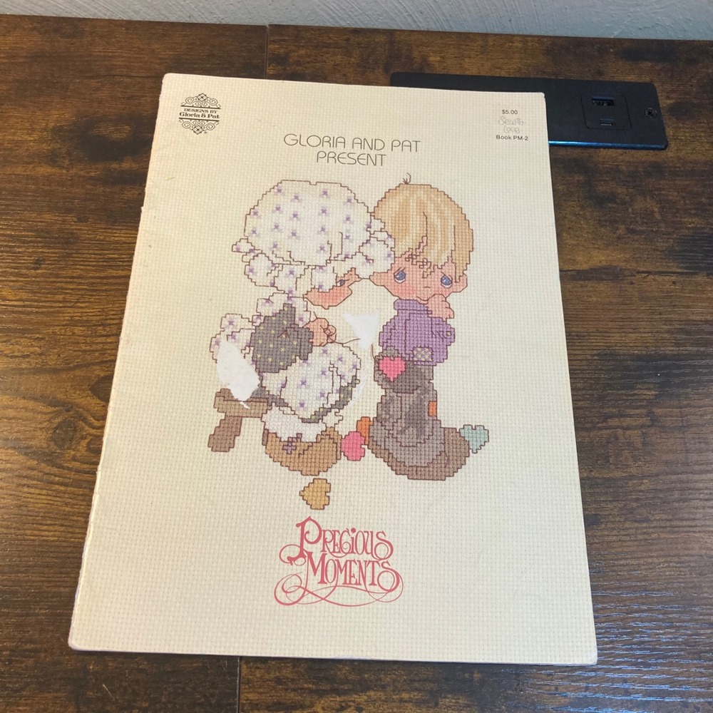 Precious Moments Sew In Love Cross Stitch Pattern Book PM-2 Gloria & Pat 1981